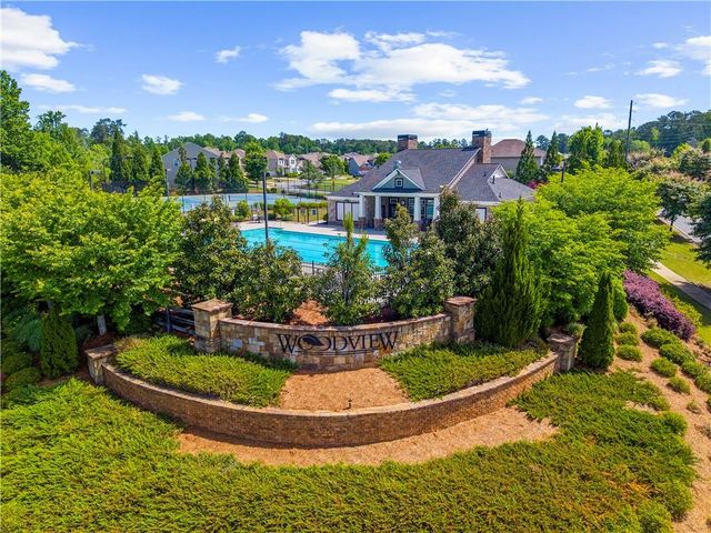 425 Spring View Drive, Woodstock, GA 30188