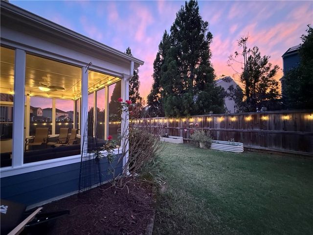 425 Spring View Drive, Woodstock, GA 30188