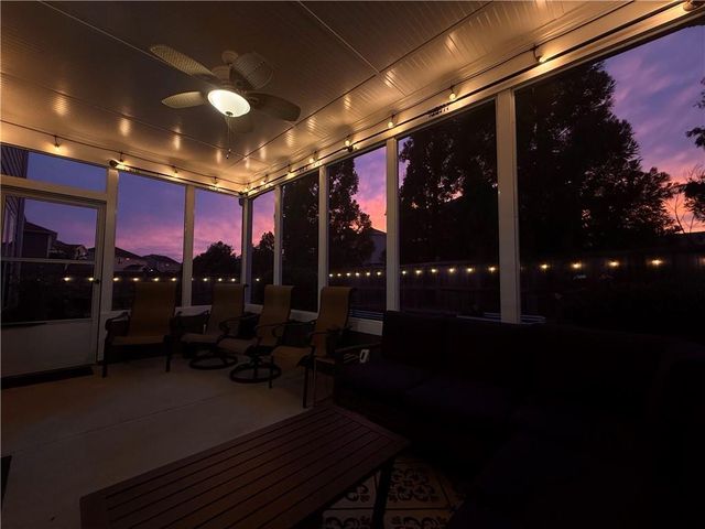 425 Spring View Drive, Woodstock, GA 30188