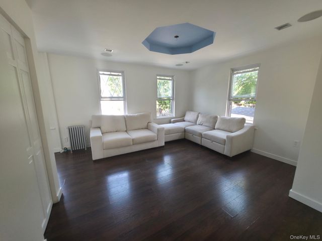 10648 97th Street, Ozone Park, NY 11417