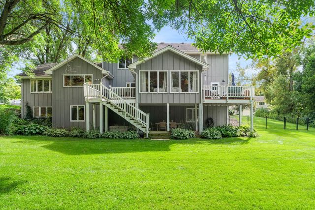 2600 Jewel Lane N, Plymouth, MN 55447