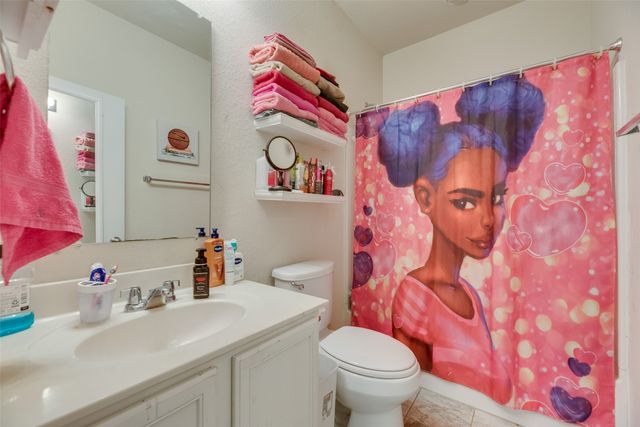 1033 Bruni Court, Aubrey, TX 76227