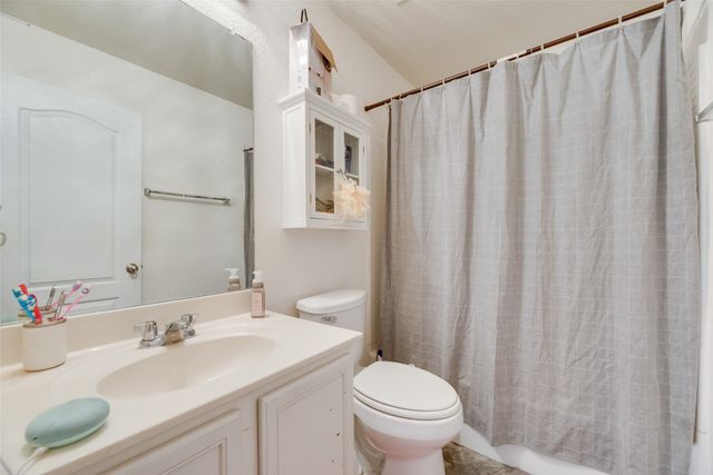 1033 Bruni Court, Aubrey, TX 76227