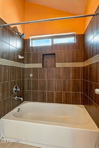 5052 Silver Cholla Drive, El Paso, TX 79934