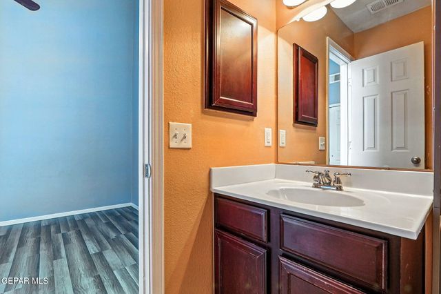 5052 Silver Cholla Drive, El Paso, TX 79934