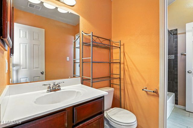5052 Silver Cholla Drive, El Paso, TX 79934