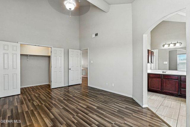 5052 Silver Cholla Drive, El Paso, TX 79934