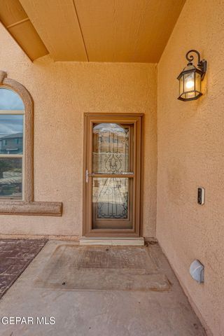 5052 Silver Cholla Drive, El Paso, TX 79934