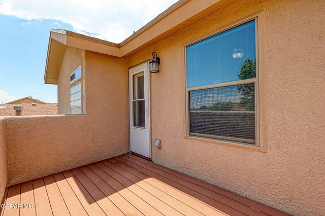 5052 Silver Cholla Drive, El Paso, TX 79934