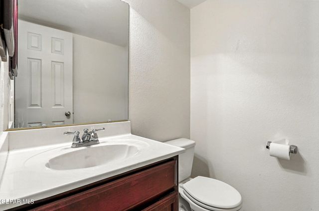 5052 Silver Cholla Drive, El Paso, TX 79934