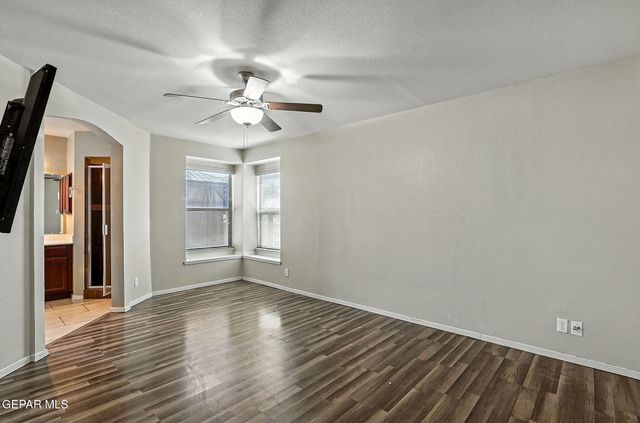 5052 Silver Cholla Drive, El Paso, TX 79934