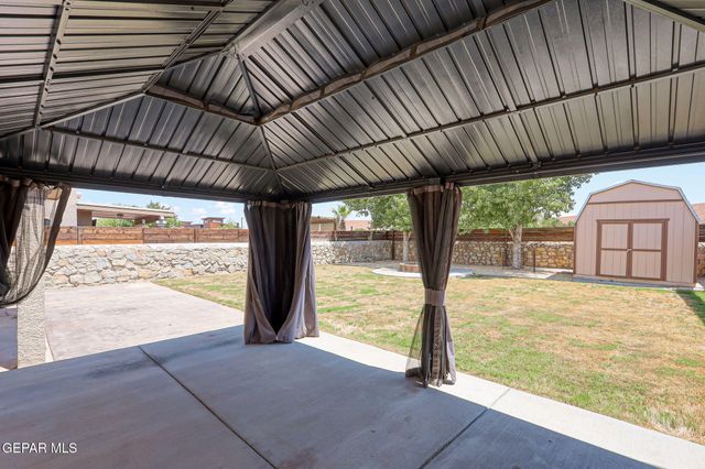 5052 Silver Cholla Drive, El Paso, TX 79934