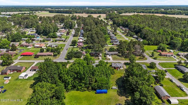 2005 Tower Hill Road, Kinston, NC 28501