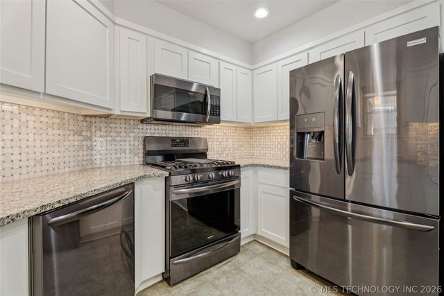 12306 E 77th Street N, Owasso, OK 74055