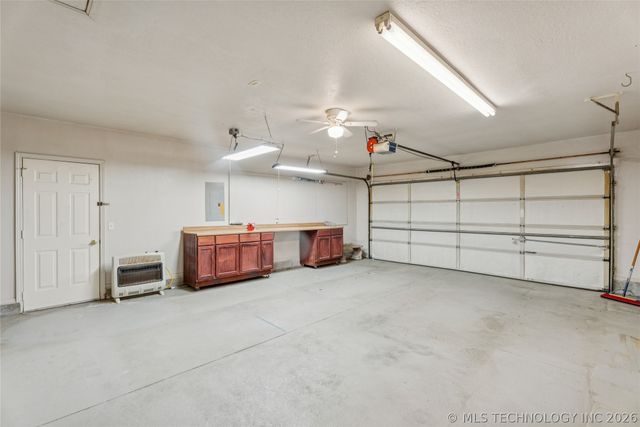 12306 E 77th Street N, Owasso, OK 74055