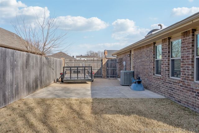 12306 E 77th Street N, Owasso, OK 74055