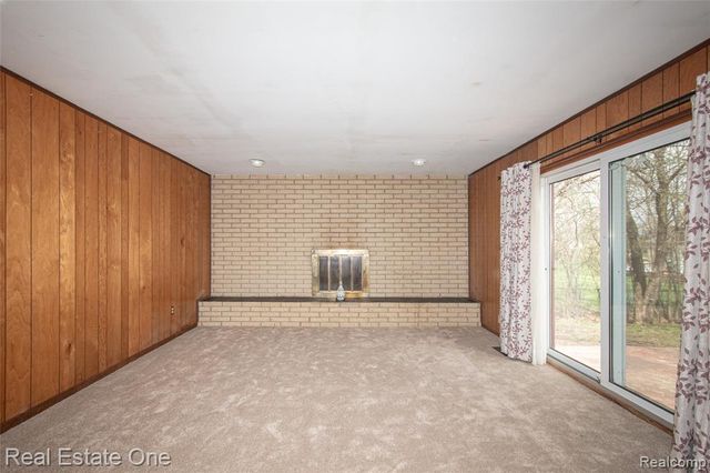 24690 Lakeland Street, Farmington Hills, MI 48336