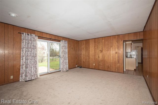 24690 Lakeland Street, Farmington Hills, MI 48336