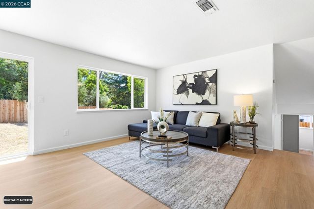 2173 Warwick Dr, Benicia, CA 94510