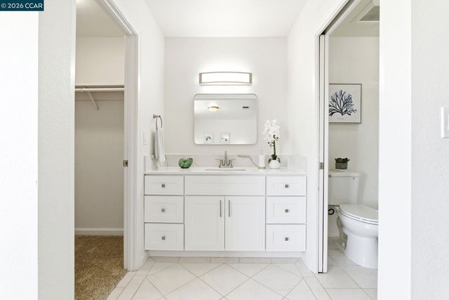 2173 Warwick Dr, Benicia, CA 94510