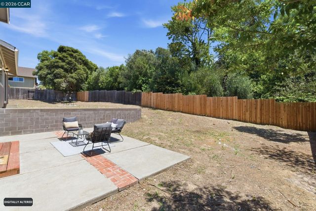 2173 Warwick Dr, Benicia, CA 94510