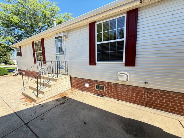 923 Apple Lane, Manteno, IL 60950