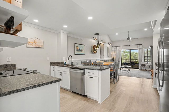 501 Maison Dr Apt E18, Myrtle Beach, SC 29572