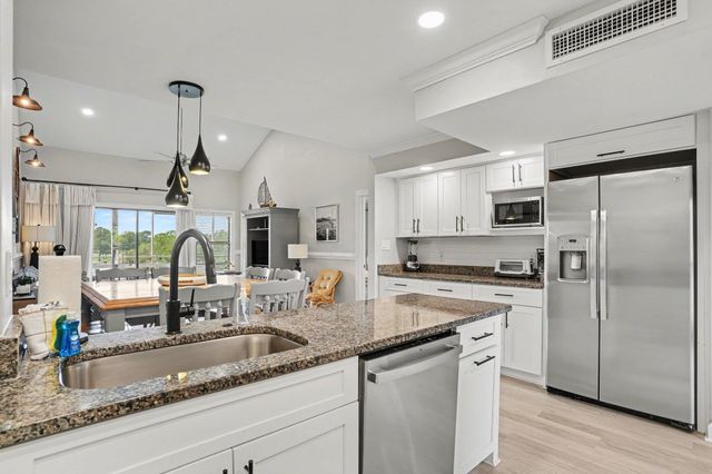 501 Maison Dr Apt E18, Myrtle Beach, SC 29572