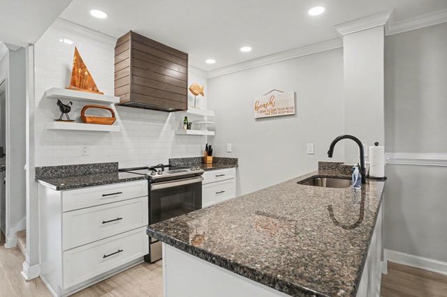 501 Maison Dr Apt E18, Myrtle Beach, SC 29572