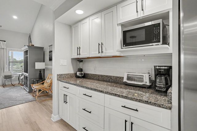 501 Maison Dr Apt E18, Myrtle Beach, SC 29572
