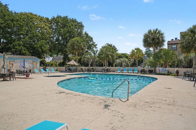 501 Maison Dr Apt E18, Myrtle Beach, SC 29572