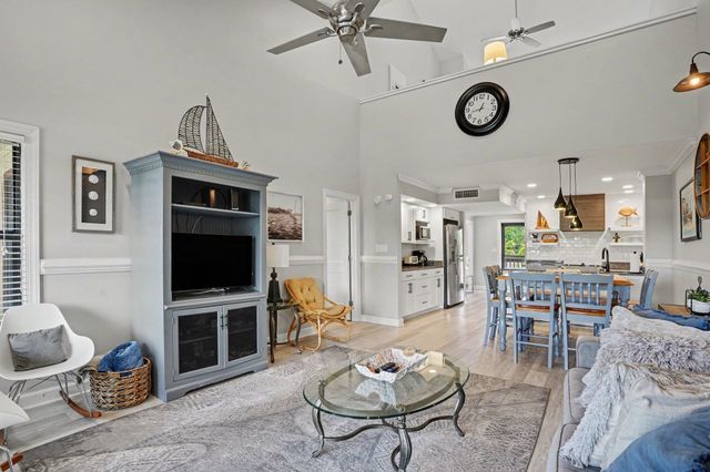 501 Maison Dr Apt E18, Myrtle Beach, SC 29572