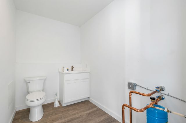 127 Isinglass Circle # 18, Barrington, NH 03825