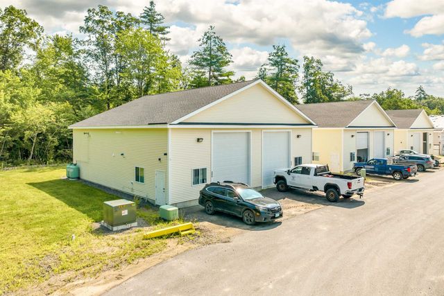127 Isinglass Circle # 18, Barrington, NH 03825