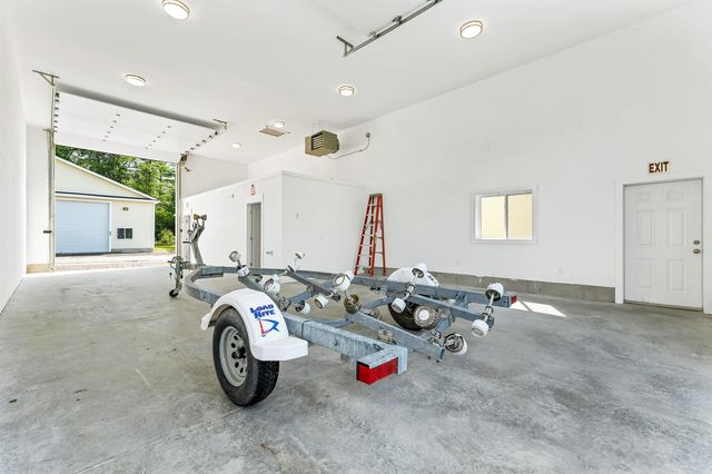 127 Isinglass Circle # 18, Barrington, NH 03825
