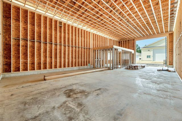127 Isinglass Circle # 18, Barrington, NH 03825