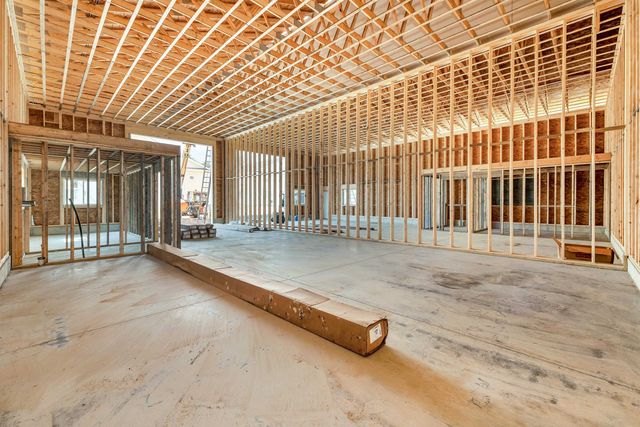 127 Isinglass Circle # 18, Barrington, NH 03825