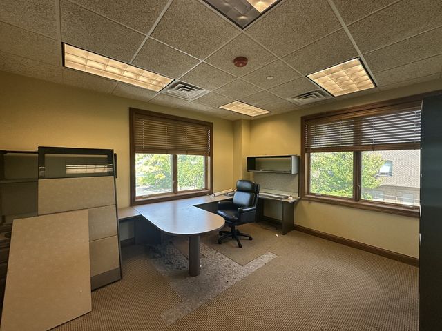 440 Milwaukee Avenue, Lincolnshire, IL 60069