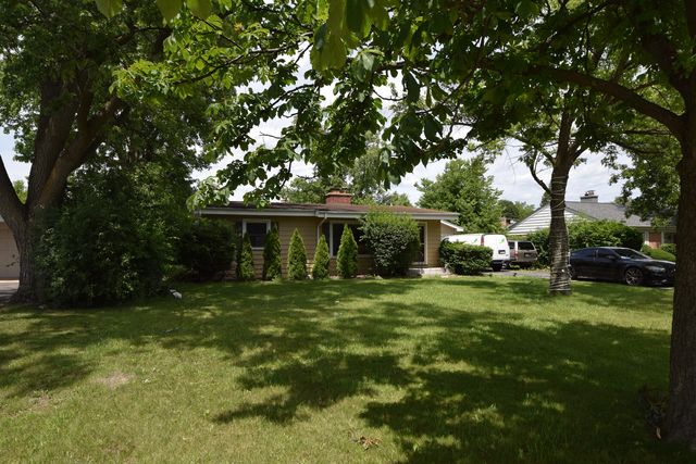 2226 Central Road, Glenview, IL 60025