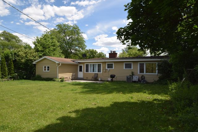2226 Central Road, Glenview, IL 60025