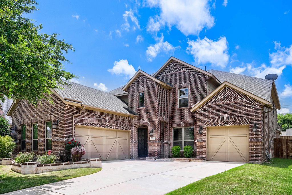 6912 Barolo Drive, Rowlett, TX 75088