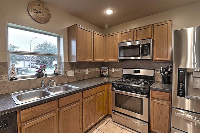 2227 Red Valley Drive, Houston, TX 77049