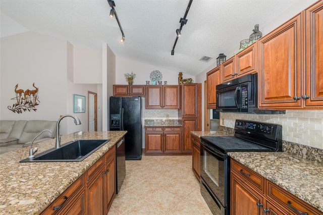 11810 SPANISH LAKE DRIVE, Tampa, FL 33635