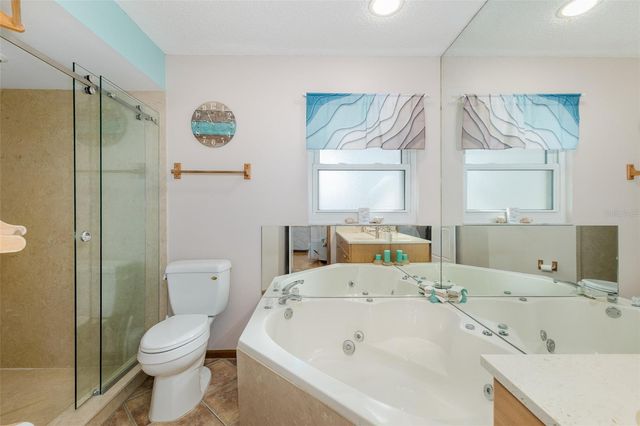 11810 SPANISH LAKE DRIVE, Tampa, FL 33635