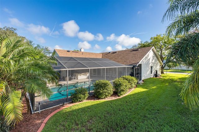 11810 SPANISH LAKE DRIVE, Tampa, FL 33635