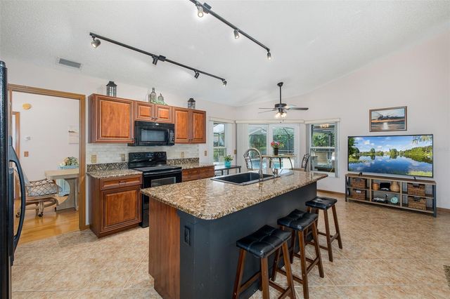 11810 SPANISH LAKE DRIVE, Tampa, FL 33635