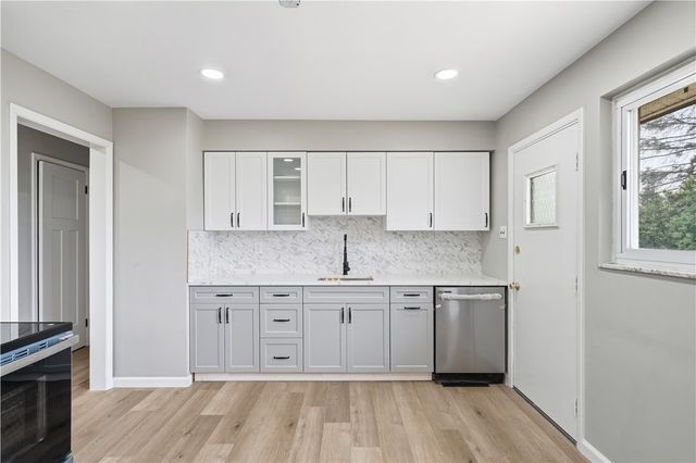 792 Beechland St, Homestead, PA 15120