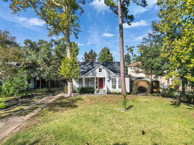 834 W 41st Street, Houston, TX 77018
