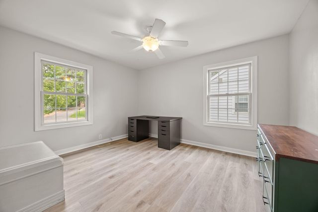 5709 W Lake Street, Saint Louis Park, MN 55416