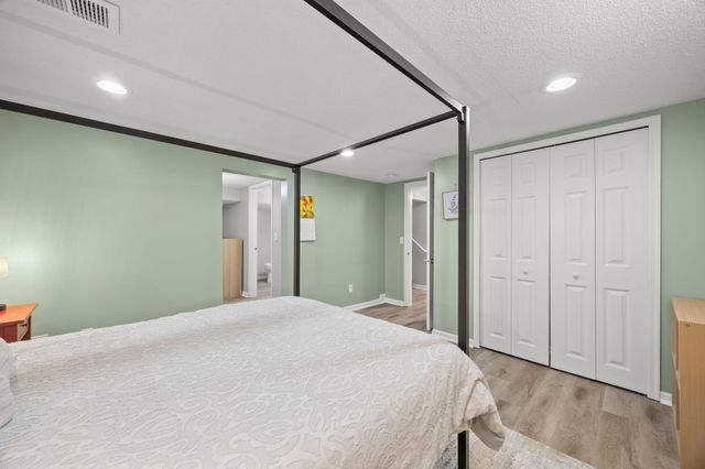 5709 W Lake Street, Saint Louis Park, MN 55416